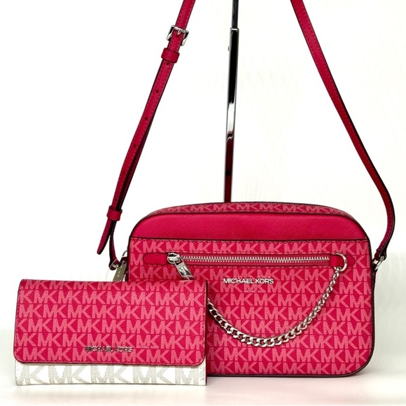 Michael Kors Large EW Crossbody Bag & Matching Trifold Wallet Dark Raspberry - Picture 1 of 15